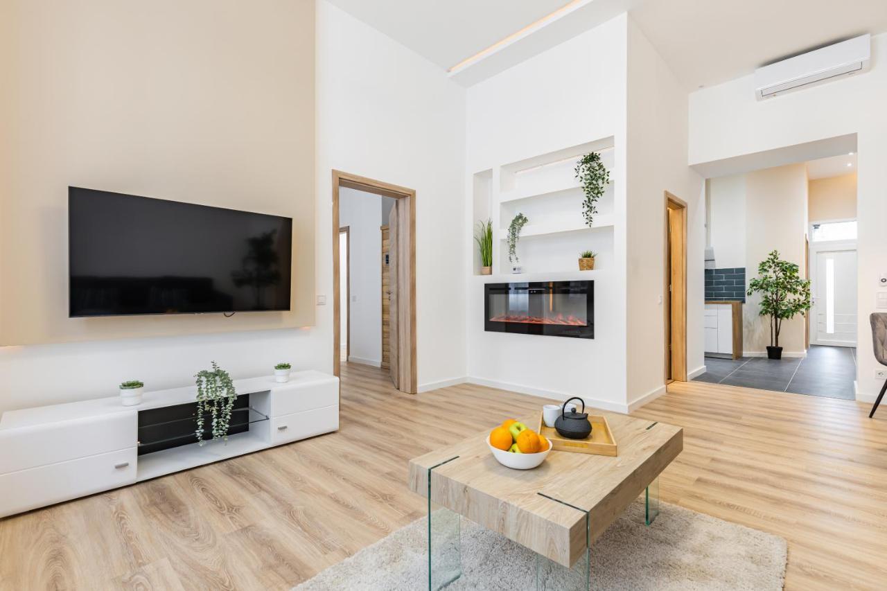 Apartment Kmety Deluxe With Sauna *