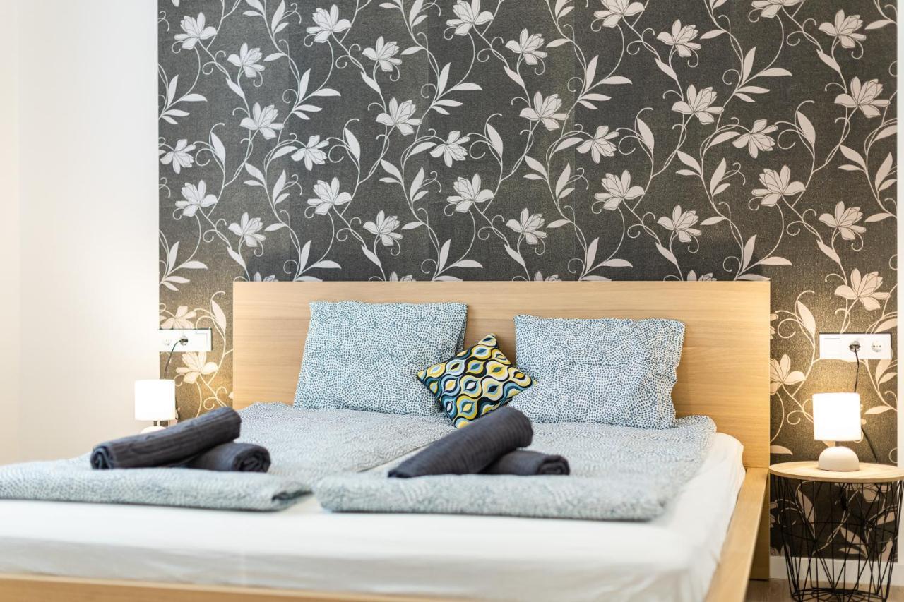 Kmety Deluxe With Sauna Apartmán *